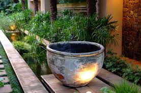 4 Ideas On Landscaping With Pots Sa
