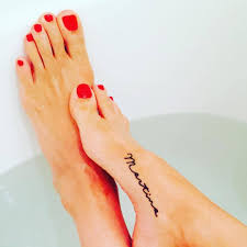In 1996 work on memoria from 2001 to 2003 participated in the program intrusos. Viviana Canosa S Feet Wikifeet Tattoo Quotes Feet Celebrity Feet