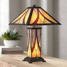 Tiffany Accent Table Lamp With