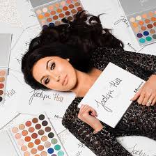 the jaclyn hill palette everything we
