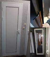 Алуминиевите врати са подходящи за банята и могат да устоят на влагата без проблем. Aluminievi Vrati Za Banya