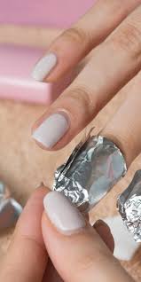 how to remove gel nail polish the right