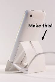 Mobile phone holders und mehr! Pin By Melissa Jung On Great Ideas Diy Phone Stand Diy Iphone Stand Diy Phone