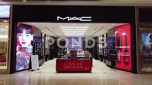 mac cosmetics stock fooe royalty