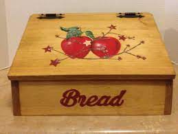 Bread Box, Apple Decor,Apple Kitchen Decor, Primitive apples, Country  Decor, Wooden Bread Box Box for bread Red Apple Decor Apple Themed