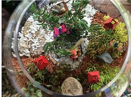 miniature terrarium fairy garden be a