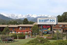The wildwood inn offers travelers a fantastic location in famed estes park, colorado. Blue Door Inn Step Beyond Ordinary Estes Park North Central Colorado Colorado Vacation Directory