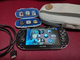 ps vita pch 1006 with 6 free games