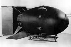 Strategic nuclear weapon - Wikipedia