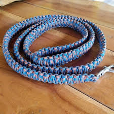 Check out this video to find out. Paracord Dog Leash 10 Steps With Pictures Instructables