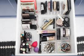 how you organize your makeup