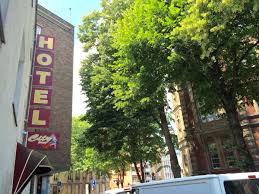 Wifi is free, and this hotel also features a restaurant and a health club. Hotel Cityinn Website Koln Von 46