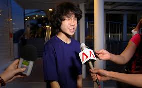 Favorite favorite favorite favorite favorite ( 1 reviews ) topic: Singapore Teen Critic Amos Yee Held In Us While Appealing For Asylum