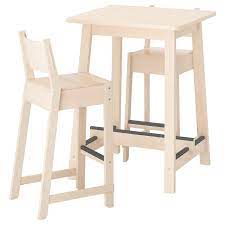 Les tables de bar sont l'idéal pour prendre un café ou manger sur le pouce. Norraker Norraker Table Bar Et 2 Tabourets Bouleau Bouleau Ikea