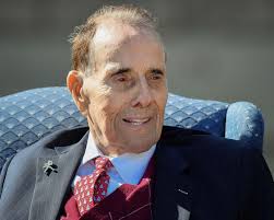 Bob dole announced thursday he began treatment this week for stage 4 lung cancer. Bob Dole Humbled By Kansas Delegation Effort To Promote Him To Army Colonel News The Topeka Capital Journal Topeka Ks
