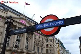 It is among the oldest of the world's great cities—its history spanning nearly two millennia—and one of the most cosmopolitan. U Bahn London Tickets Und Preise Touristen In London Touristen In London