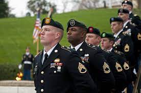 a complete history of army berets and