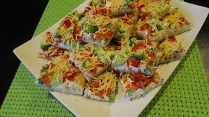 cool veggie and ranch pizza appetizer