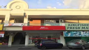 Formerly known as jesselton) is the state capital of sabah, malaysia. J T Express Sabah Kingfisher Sbh009 Di Bandar Kota Kinabalu