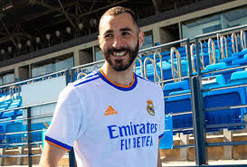 Gib im eingabefeld name und nummer ein. Real Madrid Unveil New Adidas Home Kit For 2021 22 Season Featuring
