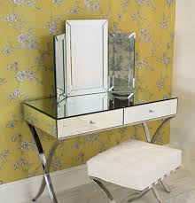 7 tips to decorate your dressing table
