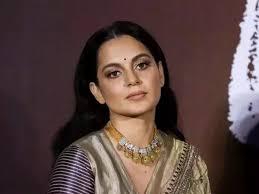 Her dad amardeep is a businessman and her mom asha is a schoolteacher. Kangana Ranaut Twitter I Kangana Ranaut S Two Tweets On Farmers Protest Removed By Twitter For Violating Rules India News