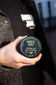 what s in the best pomade on today