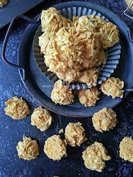 Ceri atau taburan manik, untuk hiasan. Biskut Cornflakes Rangup Cornflakes Crunchy Cookies Sedap Dan Mudah Sukatan Cawan Tanpa Mixer Qasey Honey