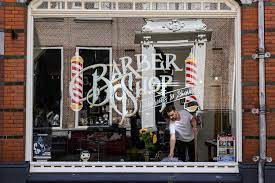 18 best gifts for barbers gift ideas