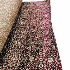 wall maroon carpet