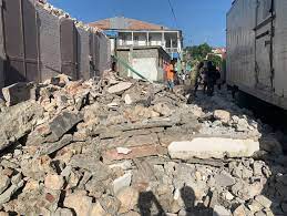 7.2 magnitude earthquake hits near Haiti