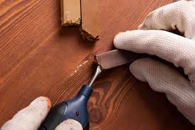 remove deep wood furniture scratches