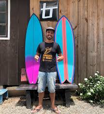 Os vídeos são em português ou em inglês? Tr Surfboards Finalizando Mais Um Curso De Shaper Facebook