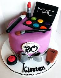 Makeup cake with eyeshadows, lipsticks, nail polish and pearls all completely shared by ️. 11 Amazing Makeup Cakes 21st Photo Make Up Cake Makeup Themed Cake And Spotlight Cake Table Dressing Snackncake
