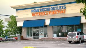 home decor outlets pers still