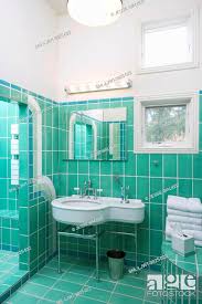 Bathroom Art Deco Style Green Tile