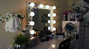 how to make vanity mirror storables