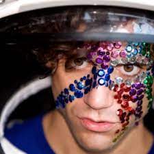 Mika - astronaut in Tokyo