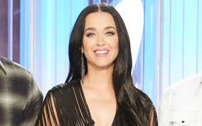 katy perry shines in chainmail dress