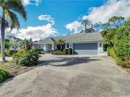 queens park naples real estate 7 homes