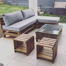 15 pieces of pallet patio furniture to