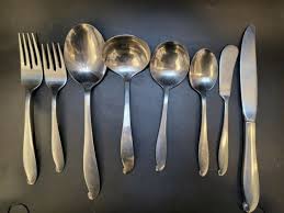 Wallace Single Flatware Pieces For