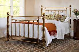 Hardy Victorian Luxury Brass Metal Bed