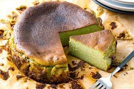 Matcha Burnt Basque Cheesecake gambar png