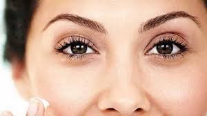 home remes to remove dark circles in