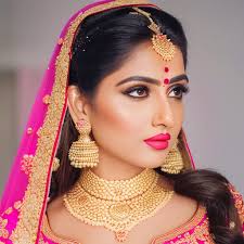 an indian lady bridal makeup