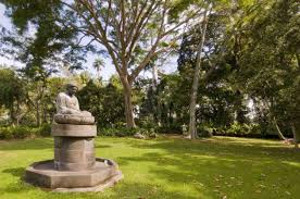 the best botanical gardens on oahu