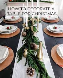 to decorate a dining table for christmas