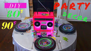 diy 80s or 90s party decoration ideas