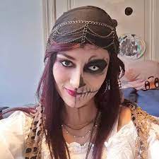 23 pirate makeup ideas for women to